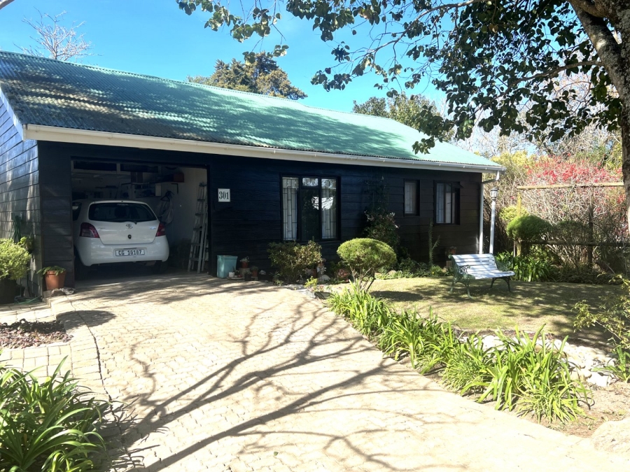2 Bedroom Property for Sale in Harkerville A H Western Cape